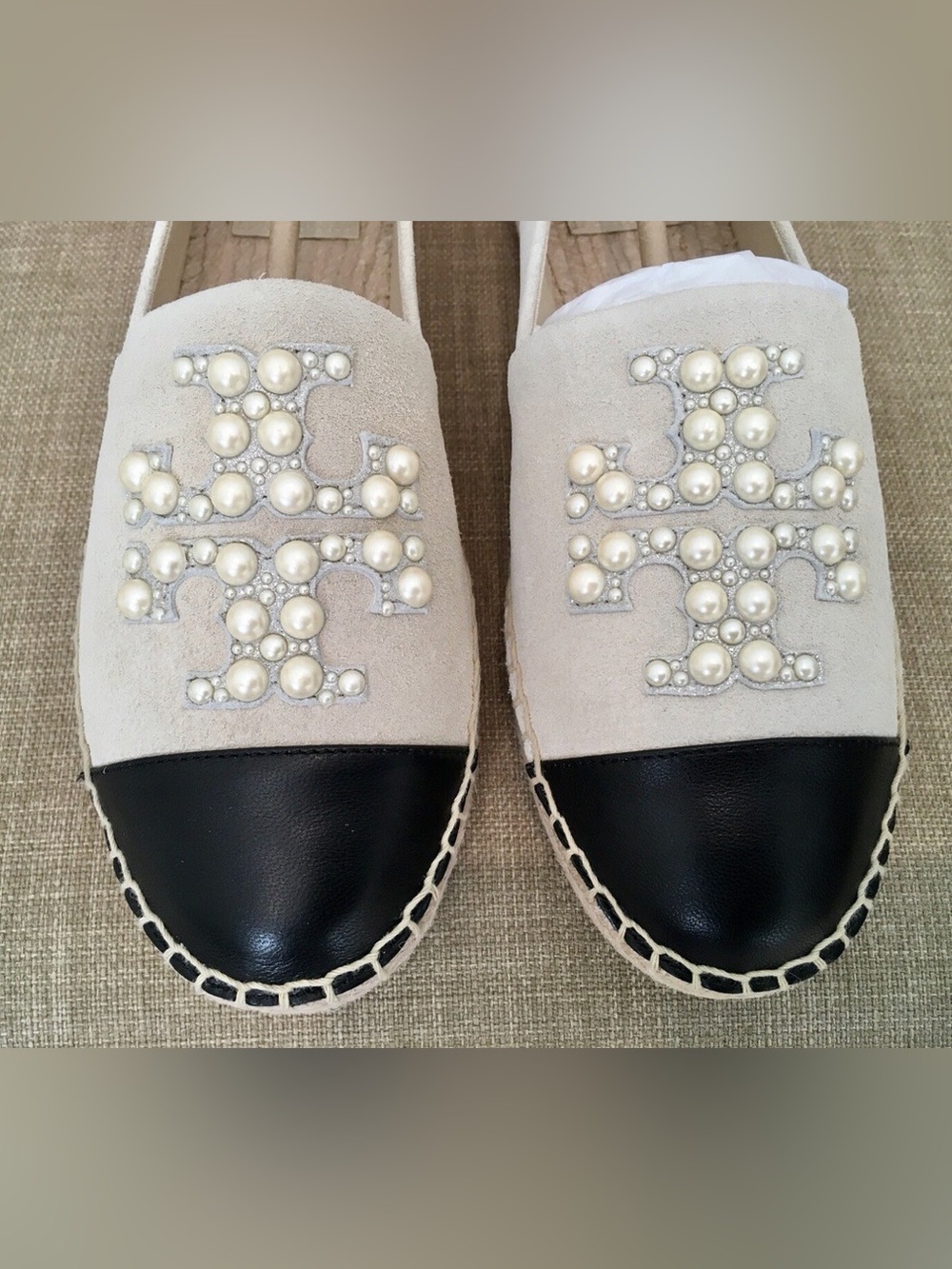 Tory Burch Dulce De Leche Pearl Logo Flat Espadrilles Shoes, Size 6.5